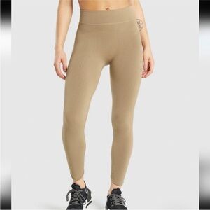 Gymshark Pause Seamless Tan High-Waisted Leggings small